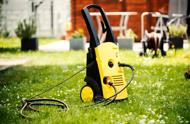 Best Pool Deck Cleaning  in Marlinton, WV